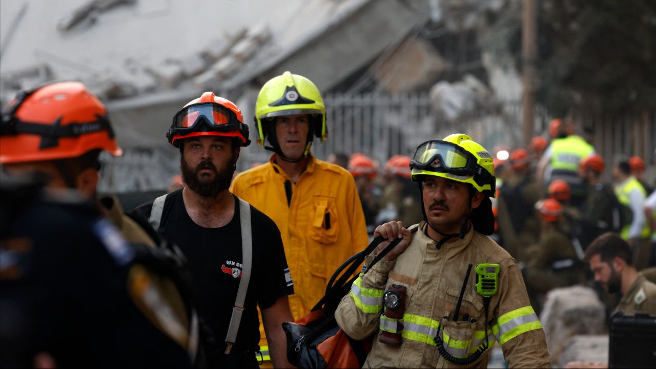 ระเบิดรุนแรงที่ท่าเรืออิหร่าน ส่งผลให้มีผู้เสียชีวิต 1 ราย และบาดเจ็บ 14 ราย