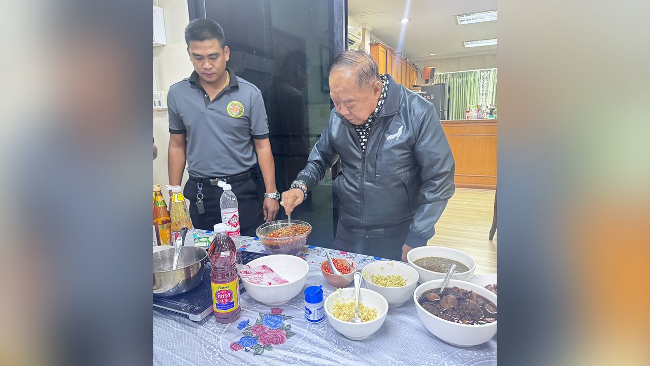 เชฟป้อมเปิดสูตรข้าวมันไก่ พร้อมเคล็ดลับชีวิตจากการทำอาหาร