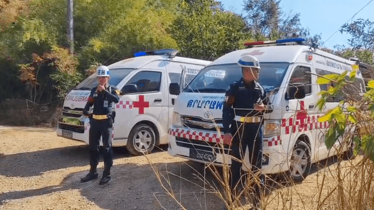 เครื่องบินกองบิน 41 ตกกลางป่าเชียงใหม่ นักบินเสียชีวิต 2 ราย