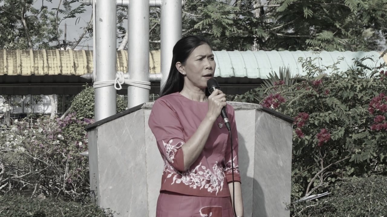 คุรุสภามอบรางวัลครูถิรคุณแก่ผอ.ศศิพัชร โรงเรียนพะตงประธานคีรีวัฒน์