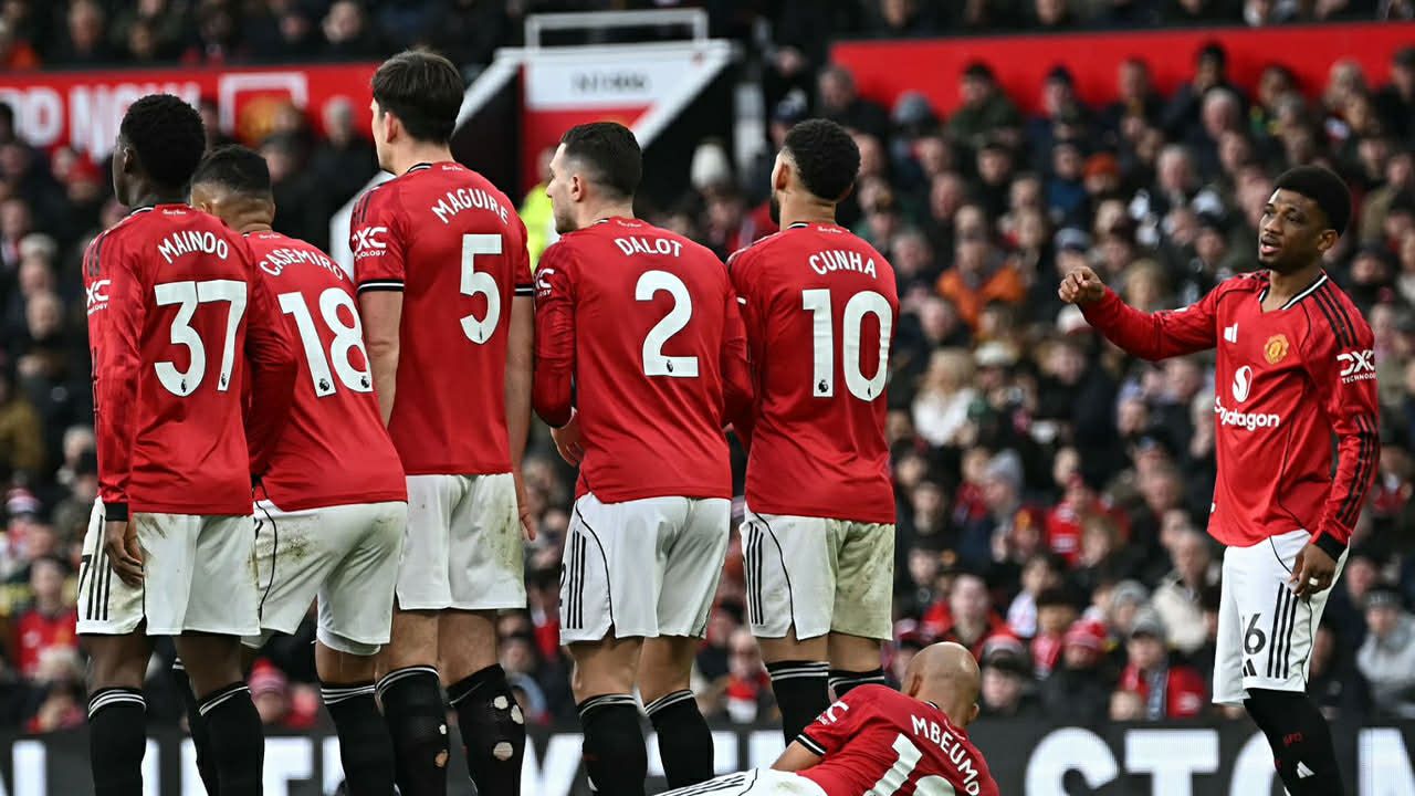 แมนฯ ยูไนเต็ด คว้าชัยเหนือลิเวอร์พูล 4-3 ในเกมประวัติศาสตร์ พร้อมพลิกสถานการณ์สุดดราม่า