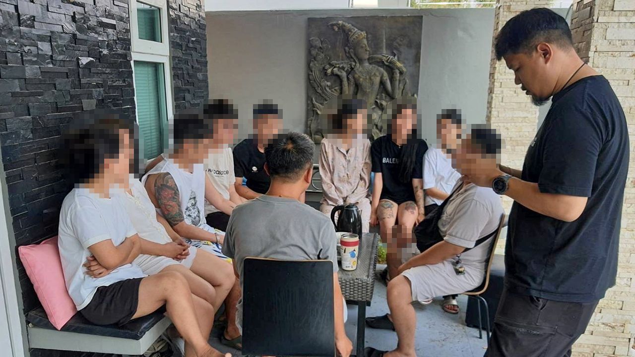 จับกุมแก๊งคอลเซ็นเตอร์จีนเทา 6 คน ในวิลล่าหรู หลอกเหยื่อข้ามชาติ