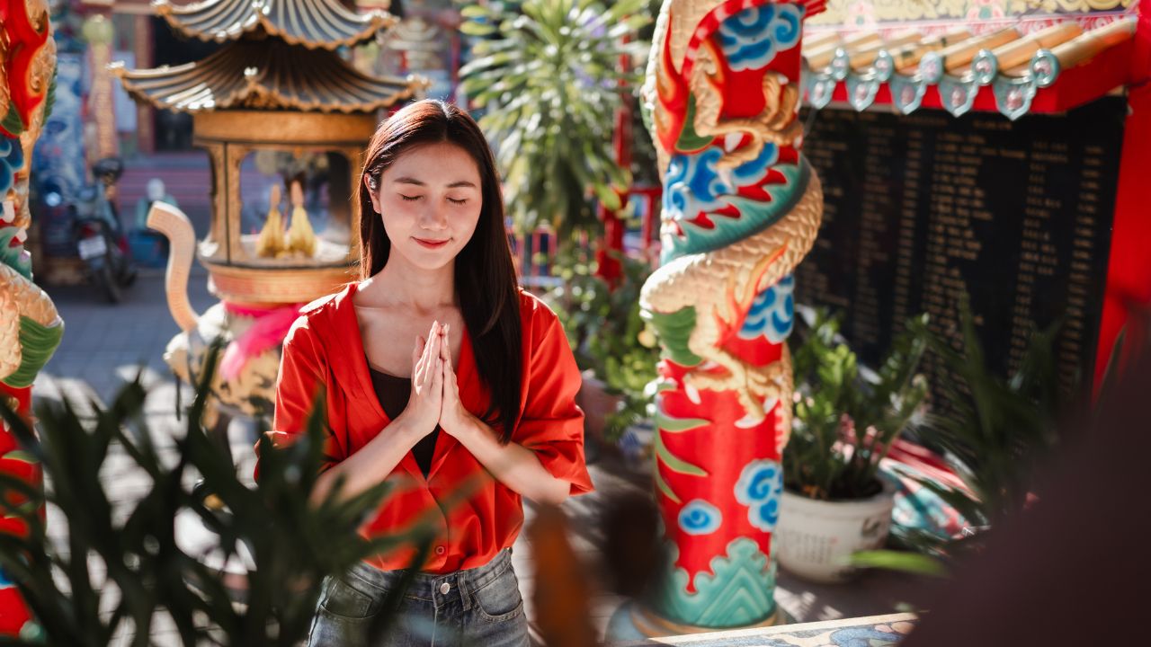 เปิดลายแทง 5 ศาลเจ้าลับในกรุงเทพฯ รับตรุษจีน 2569 ขอพรการงาน-ความรักเห็นผลทันตา