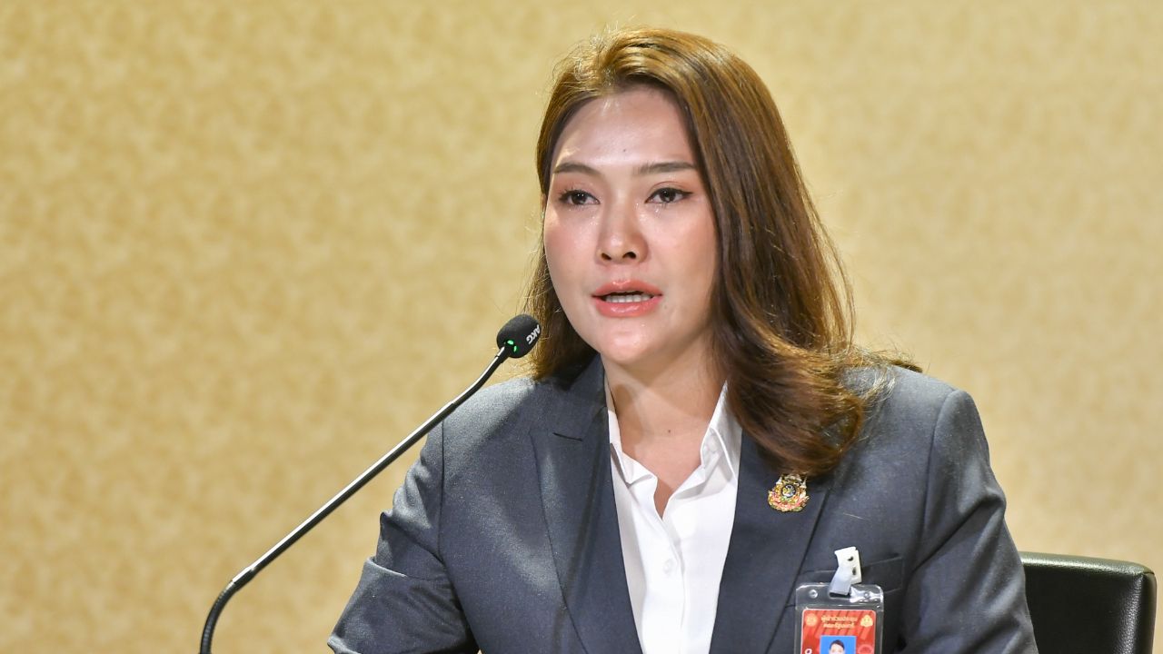 ข้าราชการสามารถลาอุปสมบทหมู่ 93 รูป ถวายแด่พระพันปีหลวง ไม่ถือเป็นวันลา