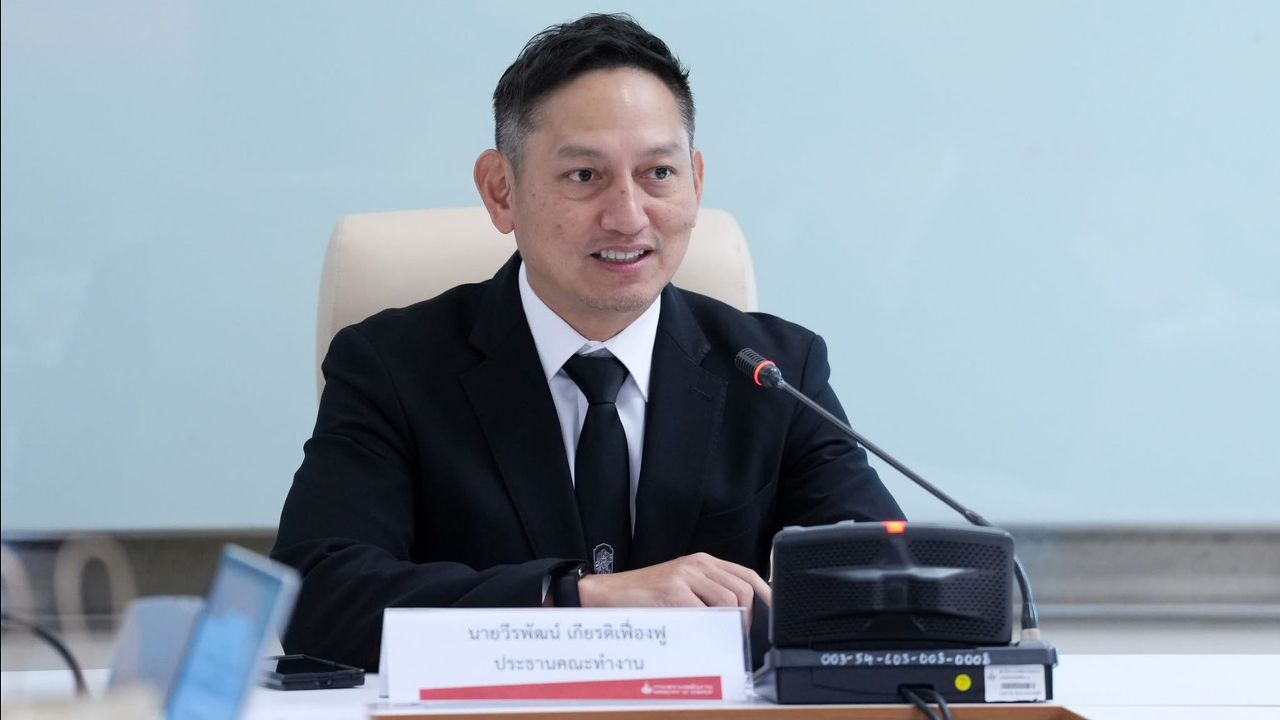 กระทรวงพลังงานขอประชาชนอย่าตื่นตระหนกเรื่องน้ำมัน