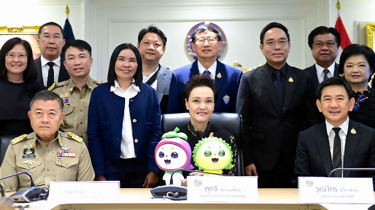 กระทรวงพาณิชย์เปิด 8 มาตรการช่วยผลไม้ไทย ยกระดับเป็นผู้นำตลาดโลก