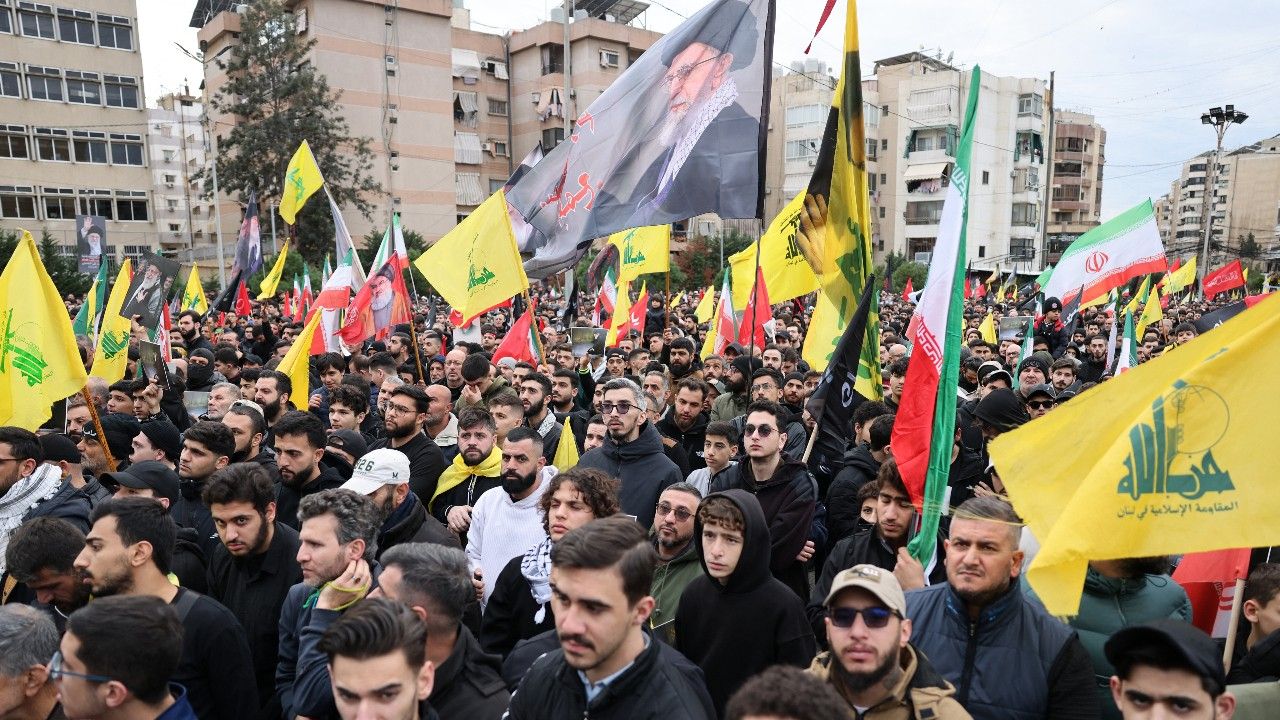 ฮิซบอลเลาะห์ประกาศพร้อมสู้ หลังคาเมเนอีเสียชีวิตจากการโจมตี