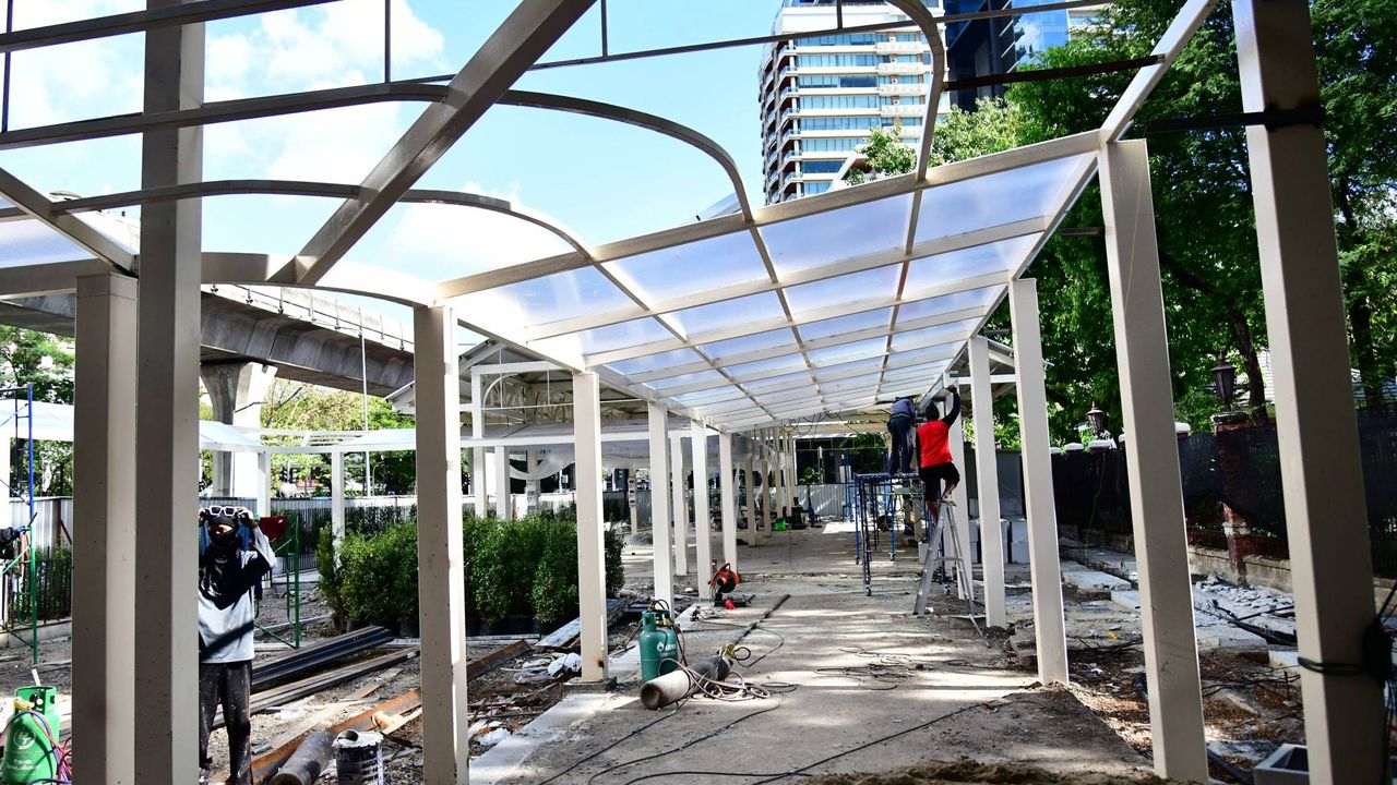 กทม. เปิด 'Hawker Center' สวนลุมฯ พ.ค. นี้ ให้สิทธิ์ผู้ค้าเดิม อัปเกรดสตรีทฟู้ด