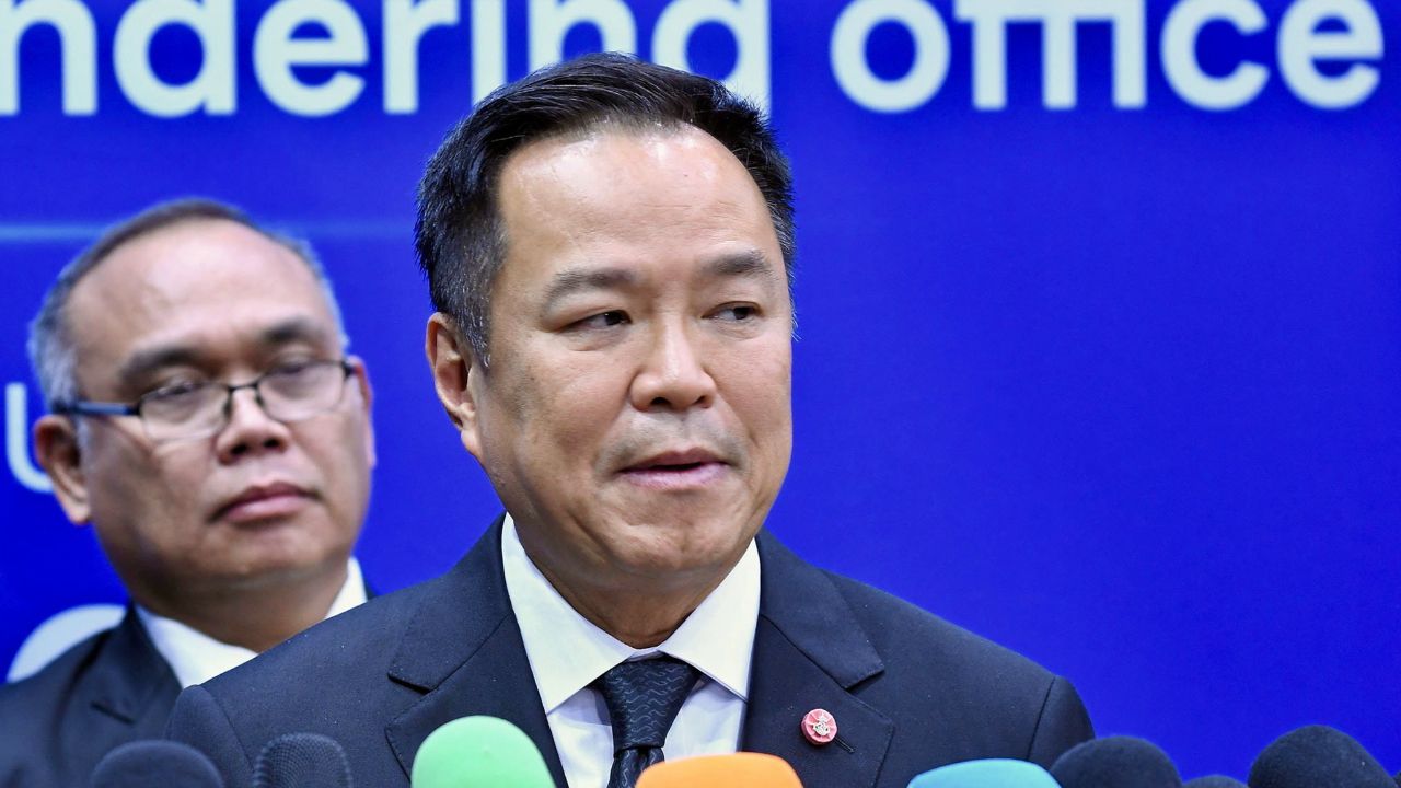 ประสานอินเตอร์โพลจับ “เบน สมิธ” นายกฯ ชี้เป็นหน้าที่ตำรวจ ปปง. เผยไม่กระทบยึดทรัพย์