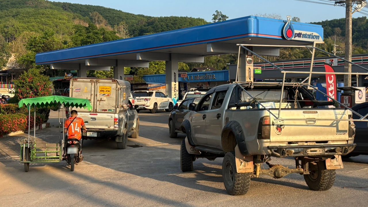 ผบก.กาญจนบุรี สั่ง ตร.สังขละบุรี คุมเข้ม หวั่นกองทัพมดลอบขนน้ำมันส่งประเทศเพื่อนบ้าน