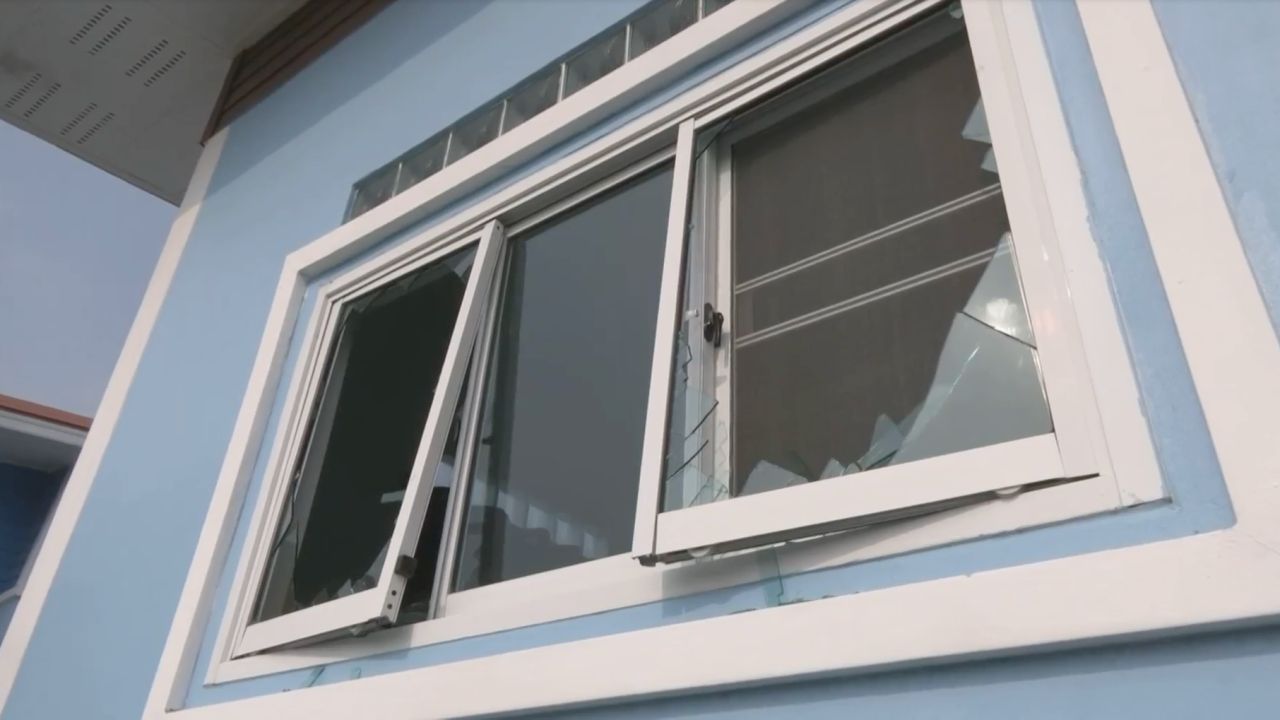 สาวเล่าประสบการณ์หนีตายจากคลังอาวุธระเบิดในสุรินทร์