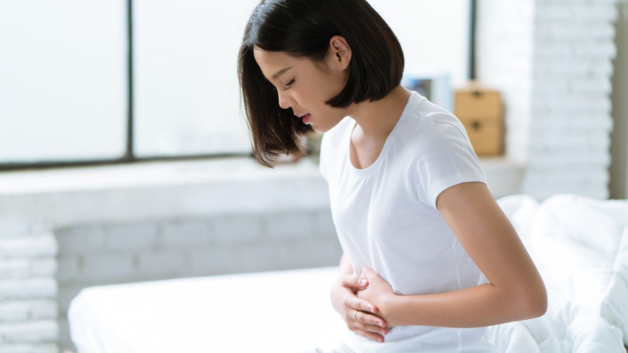 PCOS ภาวะถุงน้ำรังไข่หลายใบ คืออะไร อาการและวิธีรักษาที่ผู้หญิงควรรู้