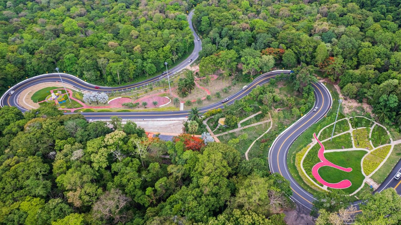 เส้นทางท่องเที่ยวอุทยานแห่งชาติภูพาน สัมผัสธรรมชาติและความงดงาม