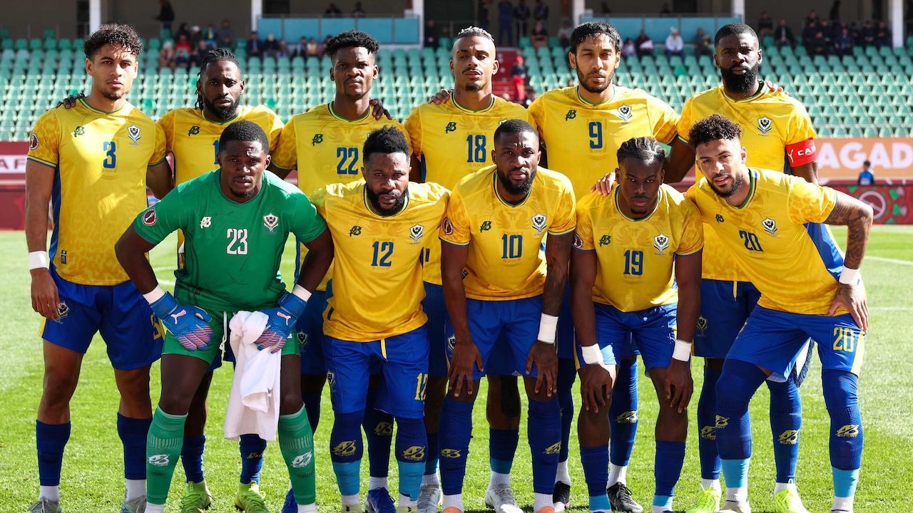 ช็อกวงการลูกหนัง "ชาติดัง" สั่งแบน "ทีมฟุตบอลชาย" หลังตกรอบแรก