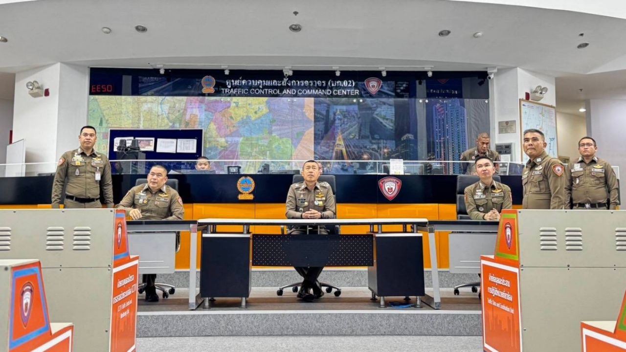 ตำรวจเตือนจราจรเข้ากรุงเทพฯ วันนี้สูงถึง 6.4 แสนคัน สั่งเปิดช่องทางพิเศษ