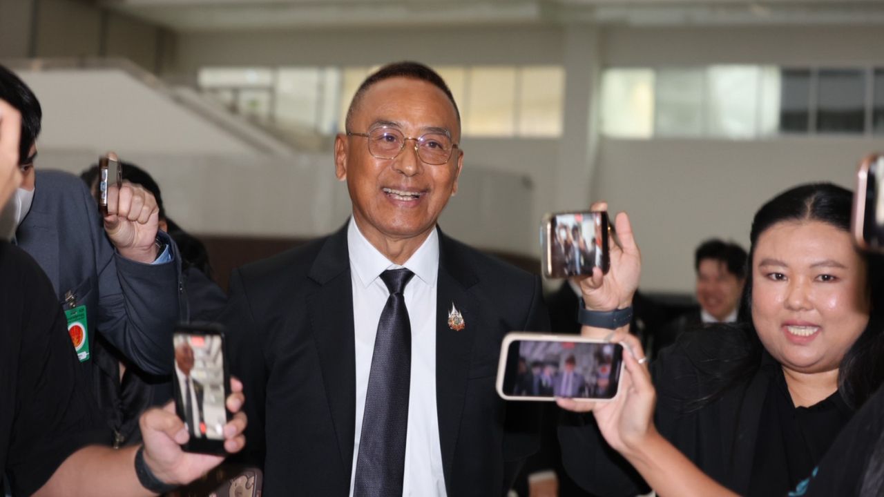 พล.ต.ต.ฉัตรวรรษ ยอมรับคำวินิจฉัยศาลรัฐธรรมนูญ พร้อมไม่คาดการณ์คดีฮั้ว สว.