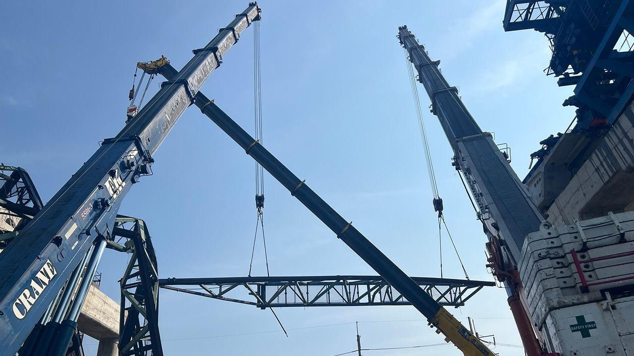 ความก้าวหน้าในการรื้อโครงเหล็กพระราม 2 พร้อมเร่งเยียวยาผู้ประสบเหตุ