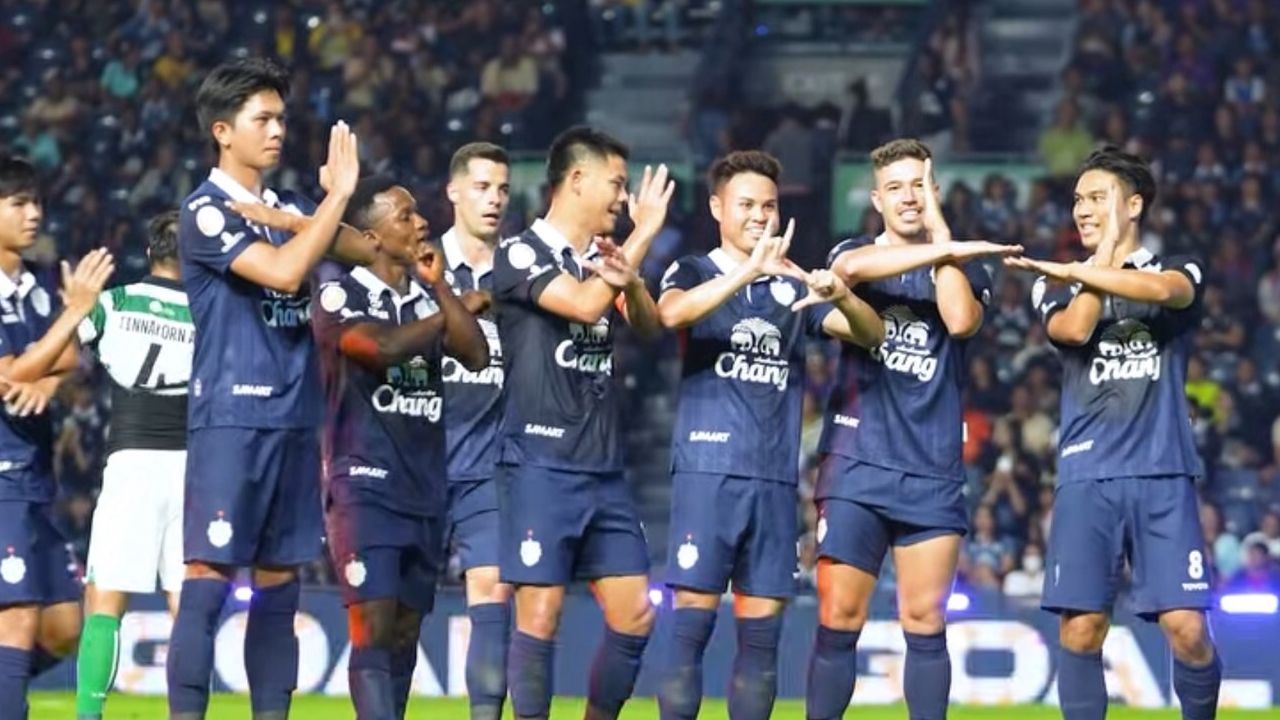 เปิดระเบียบกติกา หลัง "นักเตะบุรีรัมย์" แสดงท่าดีใจ อาจโยงการเมืองก่อนเลือกตั้ง ก.พ. 69