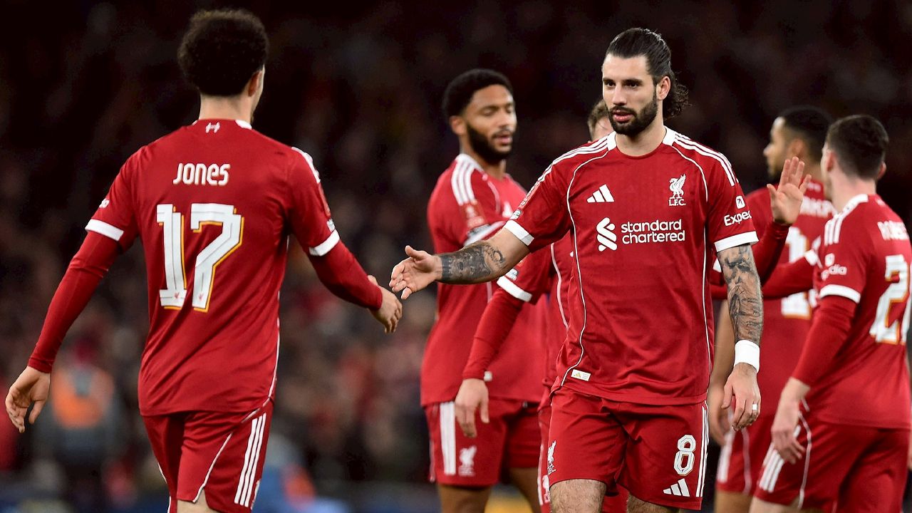 หงส์แดงว่าไง "ตัวเก่งลิเวอร์พูล" ตอบแล้วปมส่อย้ายทีม หลังหมดสัญญาฤดูกาลนี้