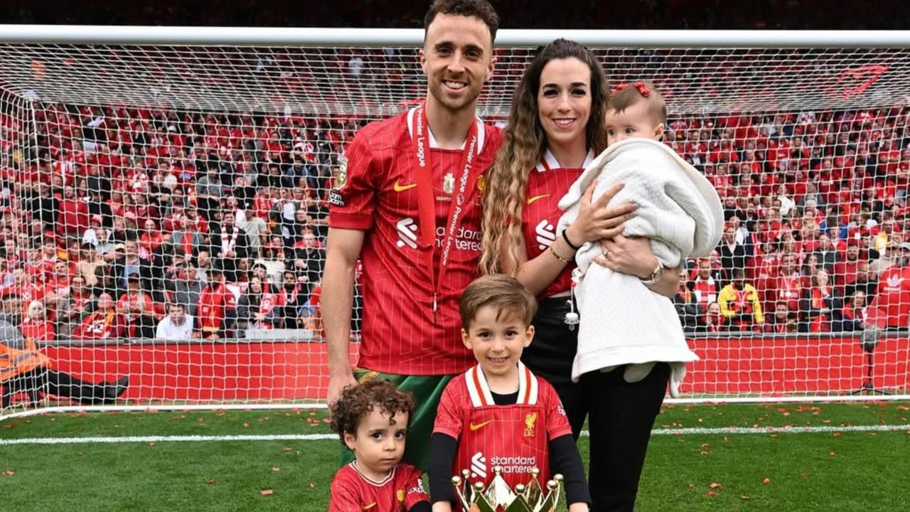 สุดซึ้ง ลิเวอร์พูล ให้ "ครอบครัว" ร่วมอาลัย "โชต้า" วาระพิเศษ เกมพรีเมียร์ลีก พบวูล์ฟส