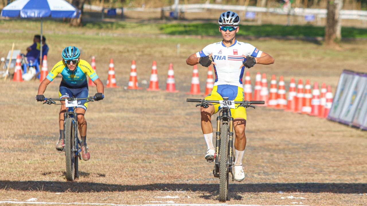 12 ชาติแห่ส่งนักปั่นร่วมชิงชัย เสือภูเขาครอสคันทรี่นานาชาติ ที่เขื่อนวชิราลงกรณ ทองผาภูมิ