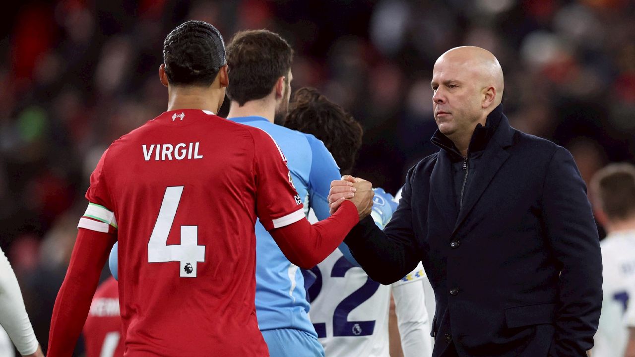 ลงตัวทุกฝ่าย "ลิเวอร์พูล" หัวใส เล็งคว้า "แข้งดีกรีแชมป์" สลับขั้ว "ดาวเตะจอมอาภัพ"