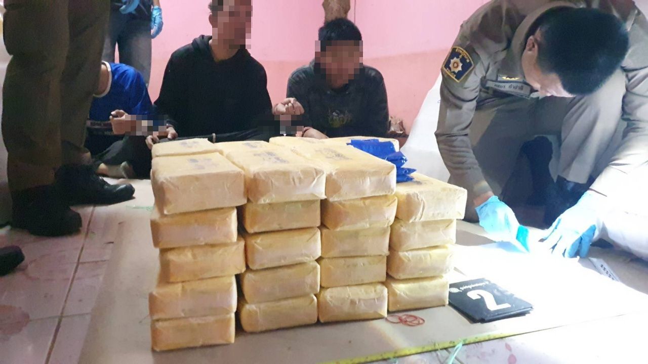 ตำรวจลพบุรีบุกจับยาบ้า 4.8 ล้านเม็ด ซุกบ้านร้าง