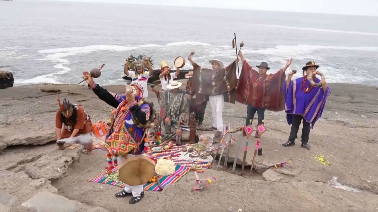 หมอผีเปรูทำนายอนาคตการเมือง ชี้โฮเซ คาสต์ มีแนวโน้มชนะเลือกตั้ง