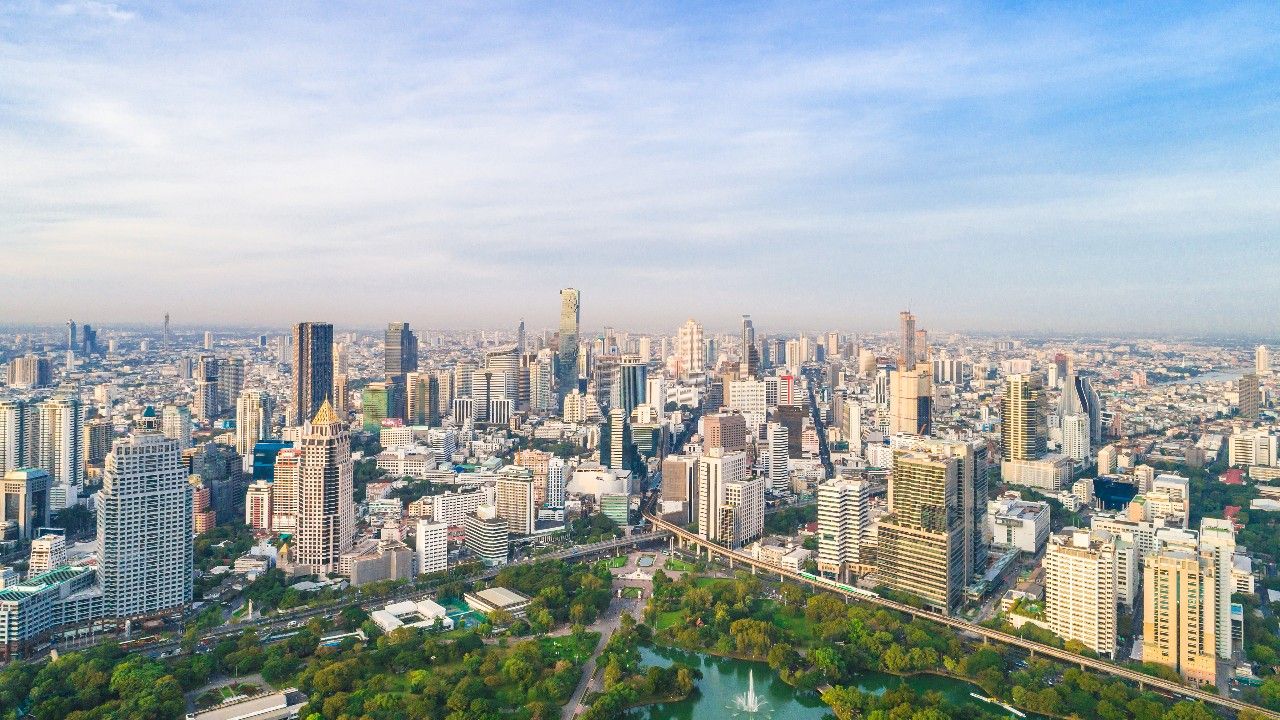 สถานการณ์ค่าฝุ่น PM2.5 ในกรุงเทพฯ เช้าวันนี้ดีขึ้น อยู่ในเกณฑ์มาตรฐาน