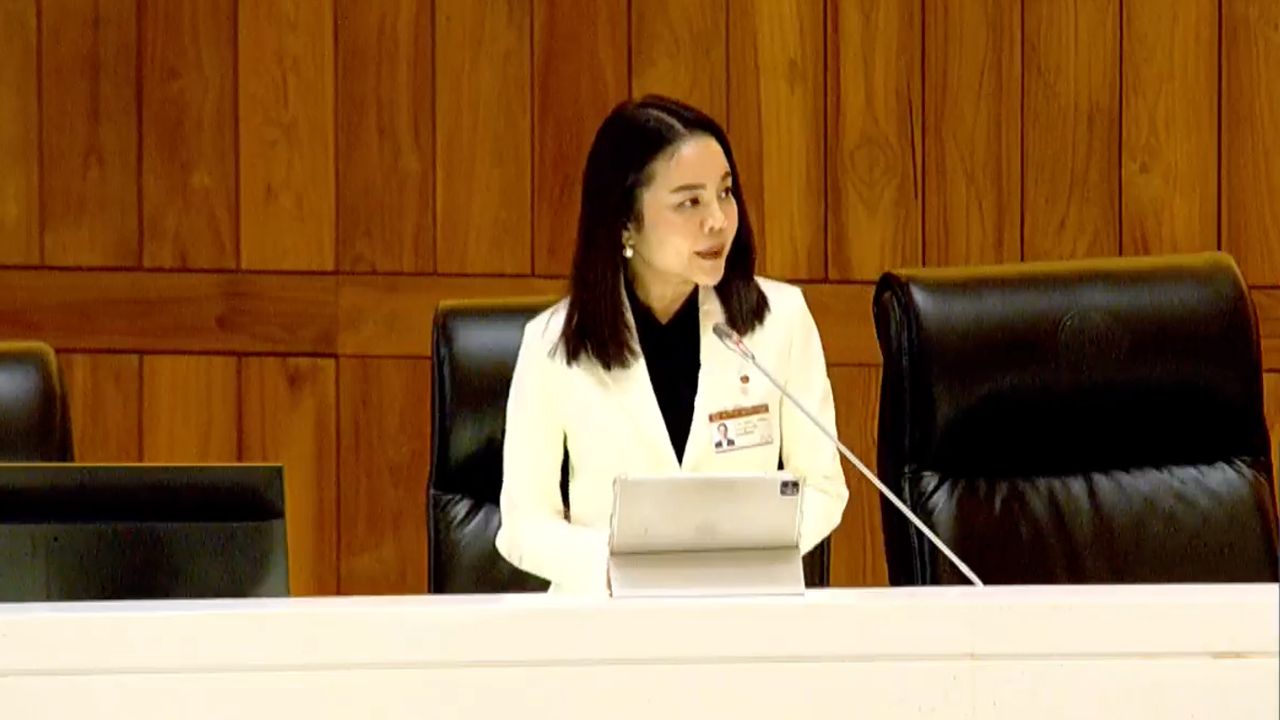 พรรคเพื่อไทยเสนอให้มีตัวแทนสื่อร่วมกรรมาธิการรับฟังความคิดเห็นประชาชน