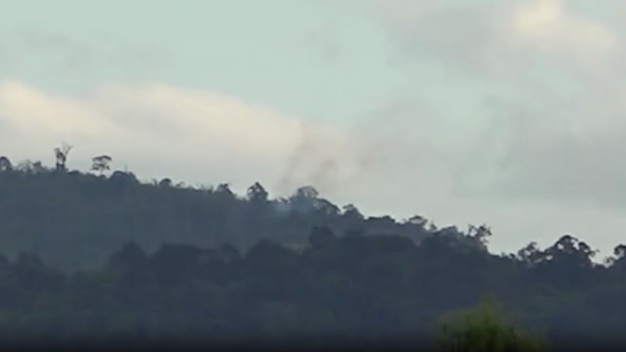 ปืนใหญ่ไทยถล่มเนิน 677 ต่อเนื่อง กัมพูชายิง BM21 สวนกลับ