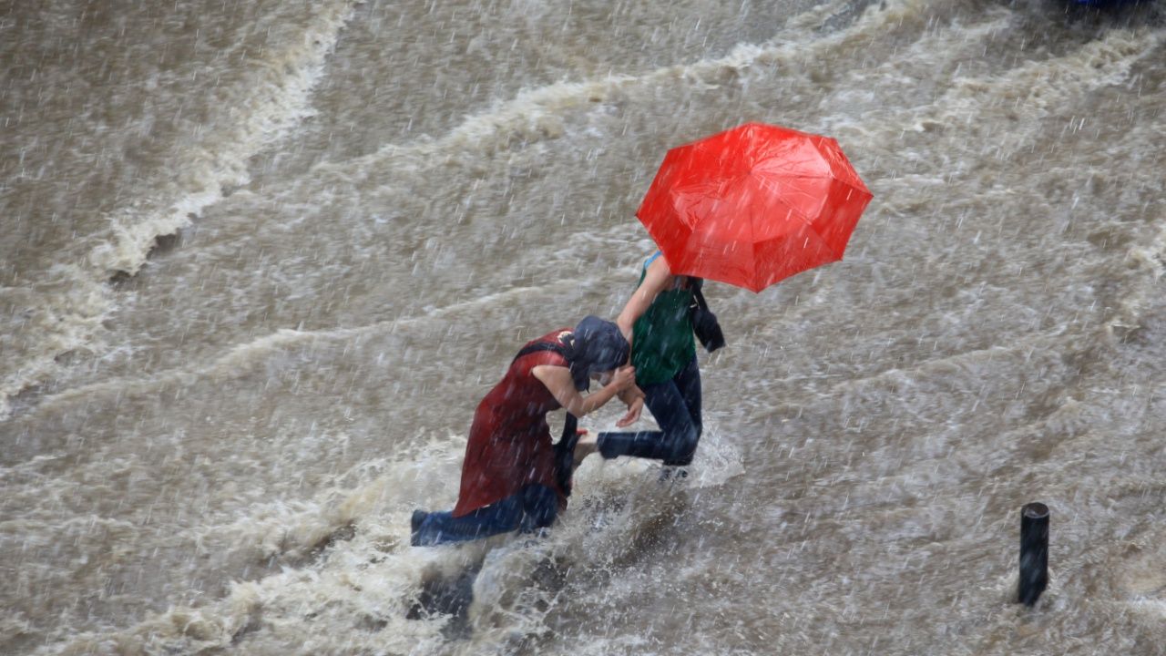 เตือนภาคใต้ฝนตกหนักถึงหนักมาก พร้อมเช็กพื้นที่เสี่ยงน้ำท่วม