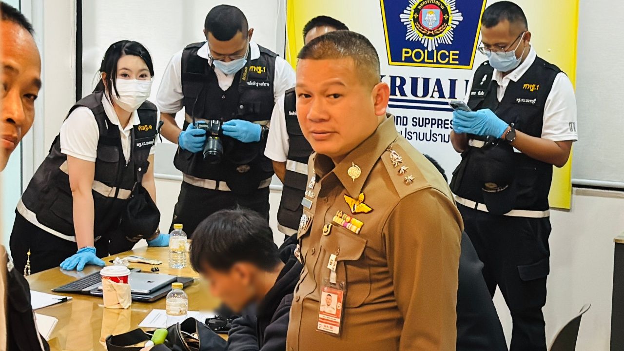 พฐ.เก็บ “ไซยาไนด์” ร้านทองส่งตรวจพิสูจน์คลี่คลายคดี “นัทปง” นำตัว นาย ก. สอบเครียด