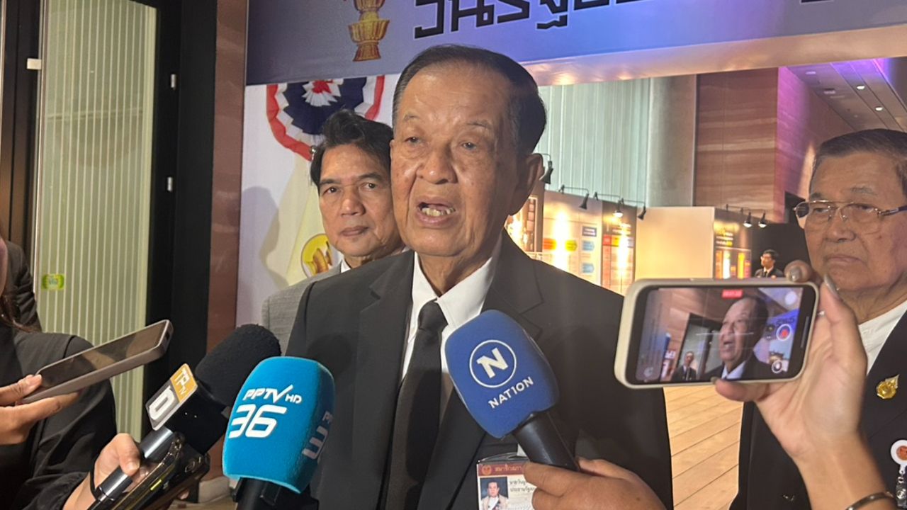 ประธานรัฐสภาเผยประชุมแก้รัฐธรรมนูญวาระ 3 อาจถึง 29 ธ.ค.