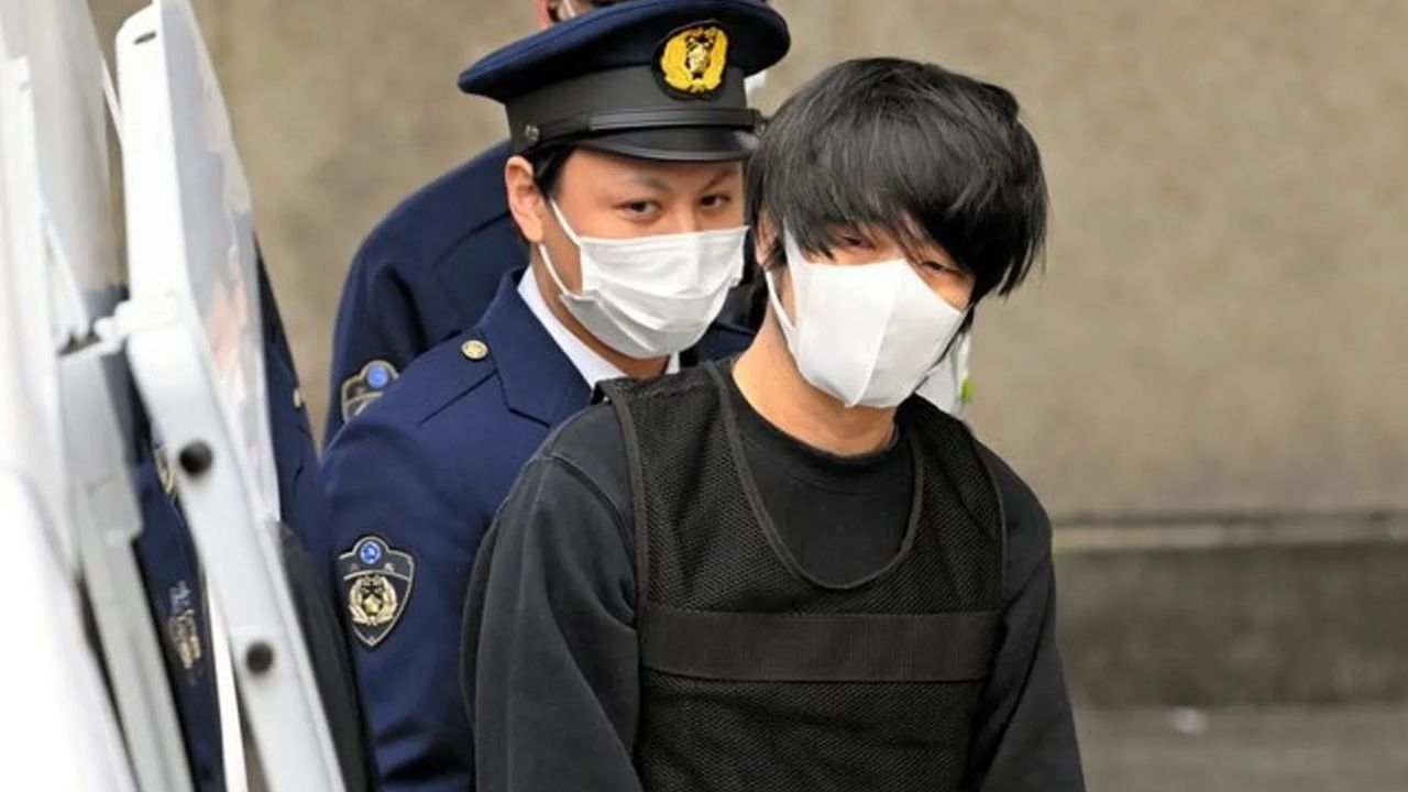 มือสังหารชินโซ อาเบะ แสดงความเสียใจต่อครอบครัวครั้งแรกในศาล