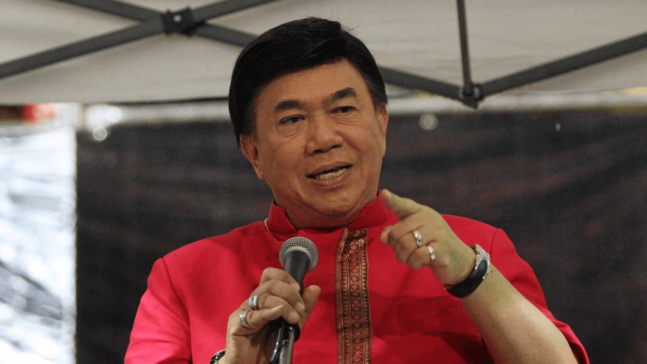 ในหลวงทรงรับรศ.ดร.เสรี วงษ์มณฑาเป็นคนไข้ในพระบรมราชานุเคราะห์