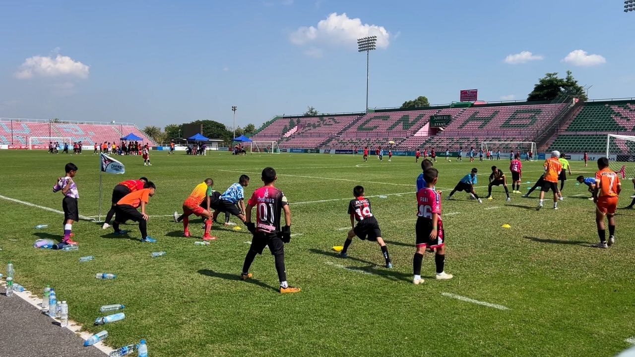 เด็กจากทั่วประเทศกว่า 800 คน ลุยคัดตัวเข้าโรงเรียน อบจ.ชัยนาท