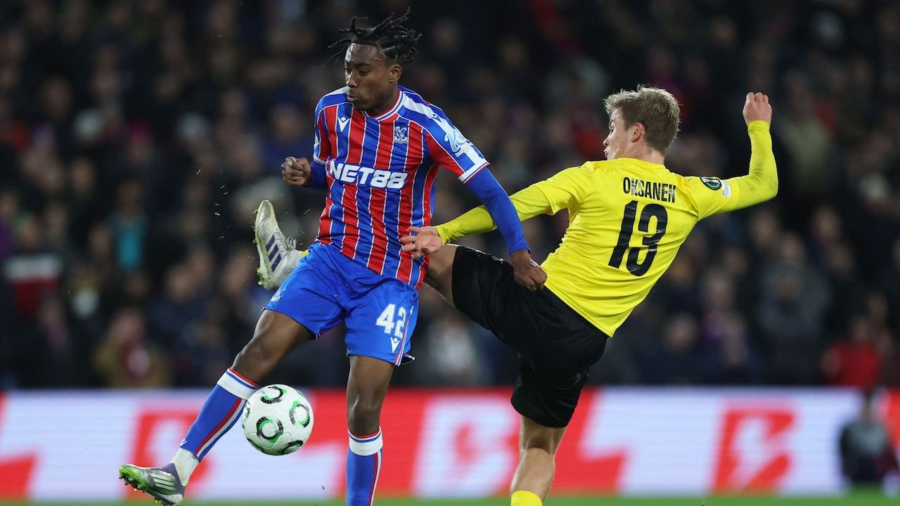 ผลบอลเมื่อคืน คริสตัลพาเลซ ไล่เจ๊า คูพีเอส ต้องไปเพลย์ออฟ ศึกคอนเฟอเรนซ์ลีก