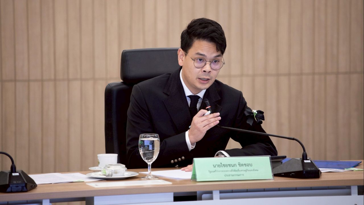 รมว.ดีอี สั่งจัดการเด็ดขาด ค่ายที่ลากสายเน็ตข้ามแดนเป็นภัยต่อความมั่นคง