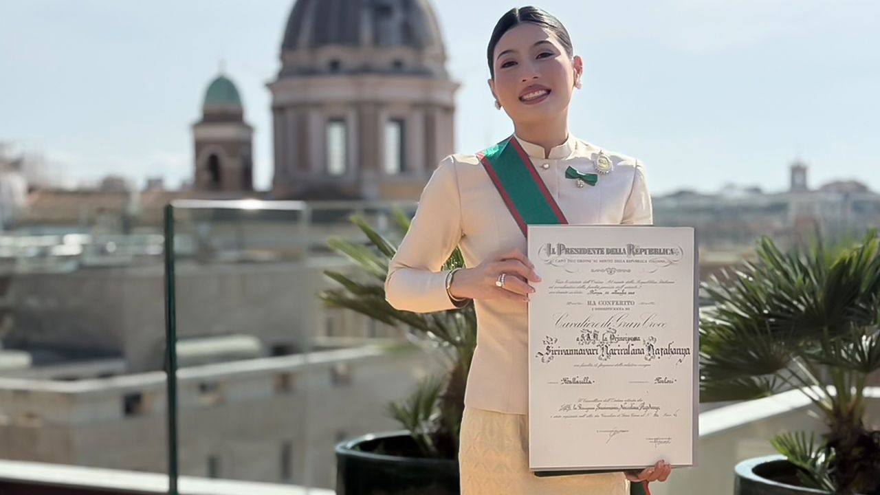 เจ้าฟ้าสิริวัณณวรีฯ ทรงรับการถวายเครื่องอิสริยาภรณ์ชั้นสูงสุดจากประธานาธิบดีอิตาลี