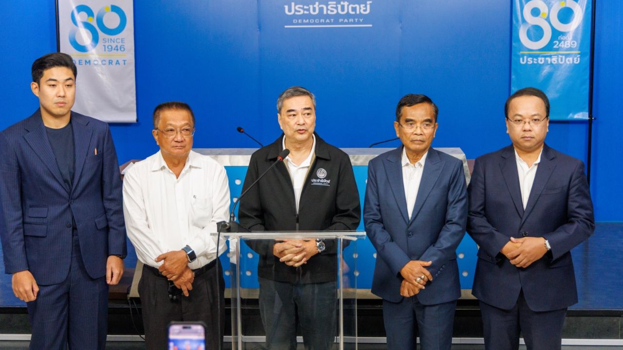 “อภิสิทธิ์” ชี้พิรุธ “เอกราช” กลับคำให้การ โดนข่มขู่หรือตั้งใจตัดจบคดี