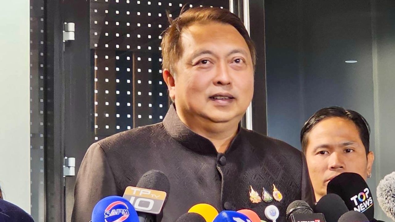 “สุชาติ” ปฏิเสธ “ณัฐวุฒิ” ไม่ใช่ทนายความส่วนตัว แค่จ้างทำ 2-3 คดี แต่จบแล้ว