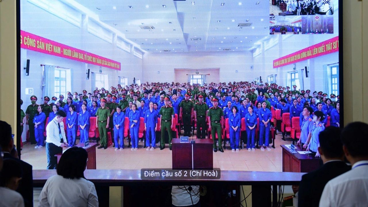 เวียดนามสั่งประหาร 11 คน คดียาเสพติด 3.6 หมื่นล้านบาท ผู้ต้องหา 227 คน