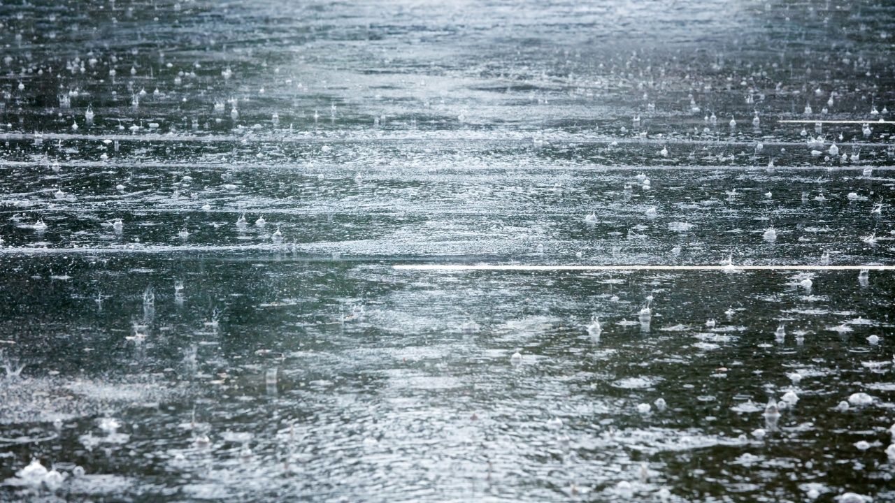 กรมอุตุฯ เตือนไทยฝนตกหนักบางพื้นที่ เช็ก 13 จังหวัดเสี่ยงฝนตกหนักถึงหนักมาก