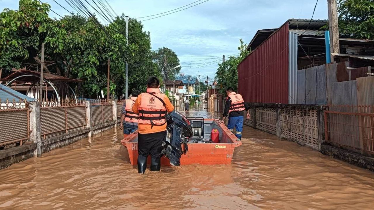 ปภ. เผยสถานการณ์น้ำท่วมยังมี 6 จังหวัด บางพื้นที่คลี่คลาย กระทบกว่า 7 หมื่นคน