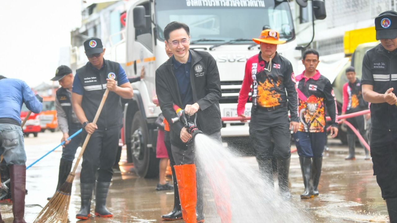 “ยศชนัน” ลุยล้างบ้านช่วยชาวน่าน สั่งด่วนผู้ว่าฯ 17 จังหวัดเหนือสแตนด์บาย 24 ชม.