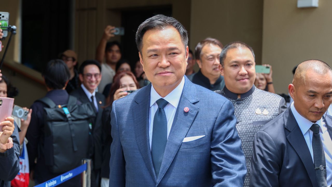 โพลชี้ ทุจริตสอบท้องถิ่น-คดีฮั้ว สว. กระทบเสถียรภาพ “รัฐบาลอนุทิน”