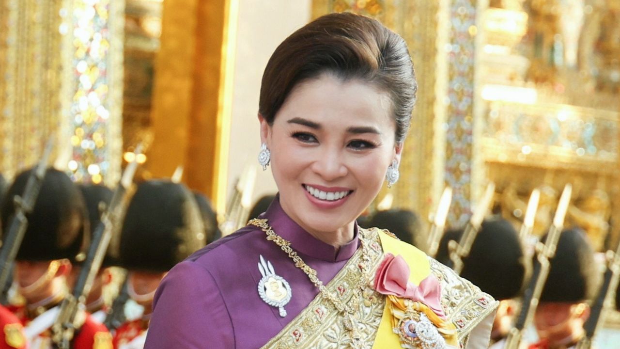 โปรดเกล้าฯ พระราชินี ดำรงตำแหน่งองค์ประธานที่ปรึกษา มูลนิธิสวนสมเด็จพระนางเจ้าสิริกิติ์ฯ
