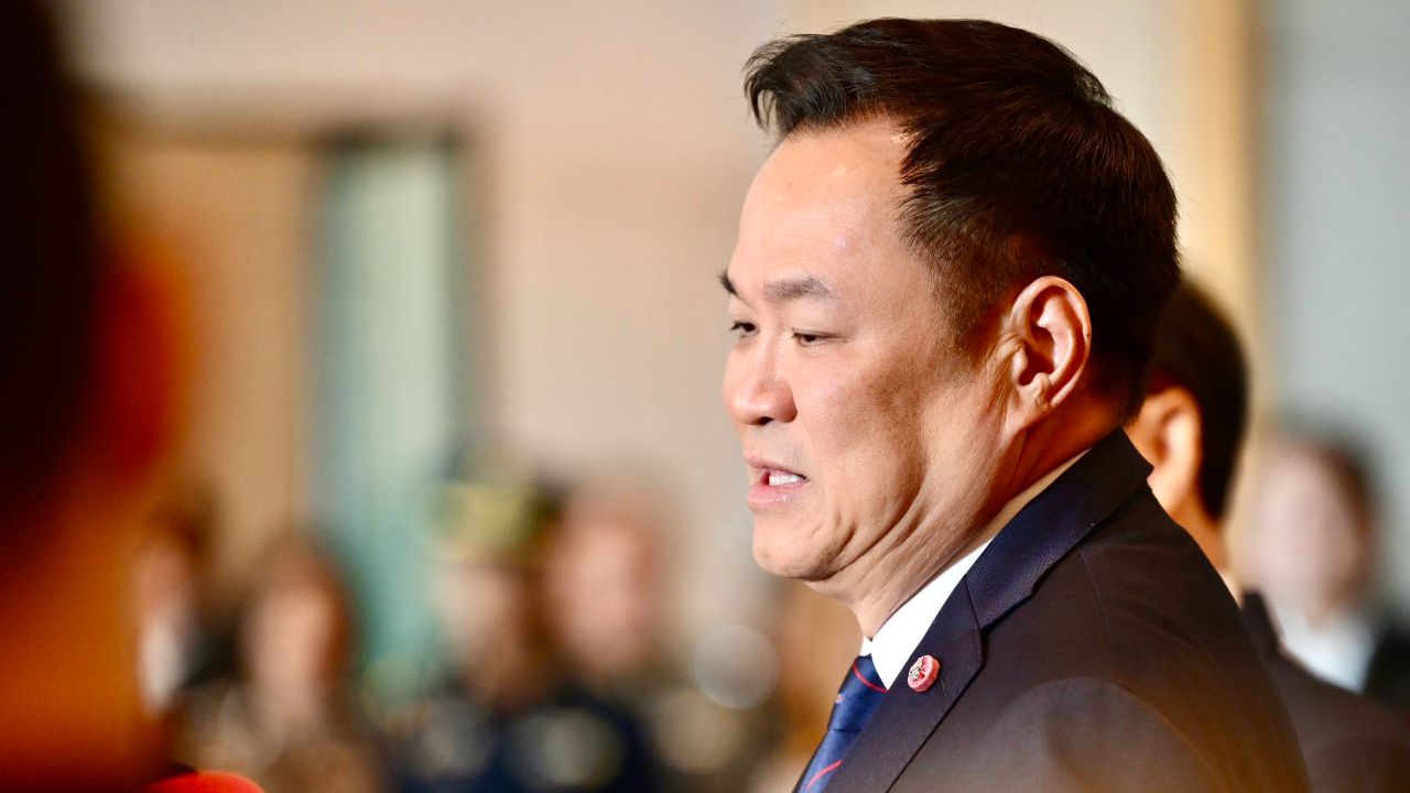 นายกฯ ปัดตอบโผนายพลตำรวจ ผบ.ตร. ย้ำเป็นตามขั้นตอน ยังไม่เคาะวันประชุมกลั่นกรอง