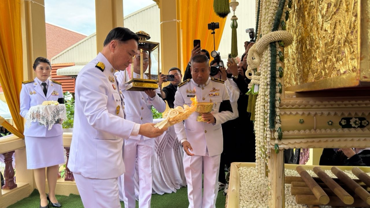 พิธีพระราชทานเพลิงศพ "ธงชัย เย็นประเสริฐ" อดีตนายก อบจ.นนทบุรี